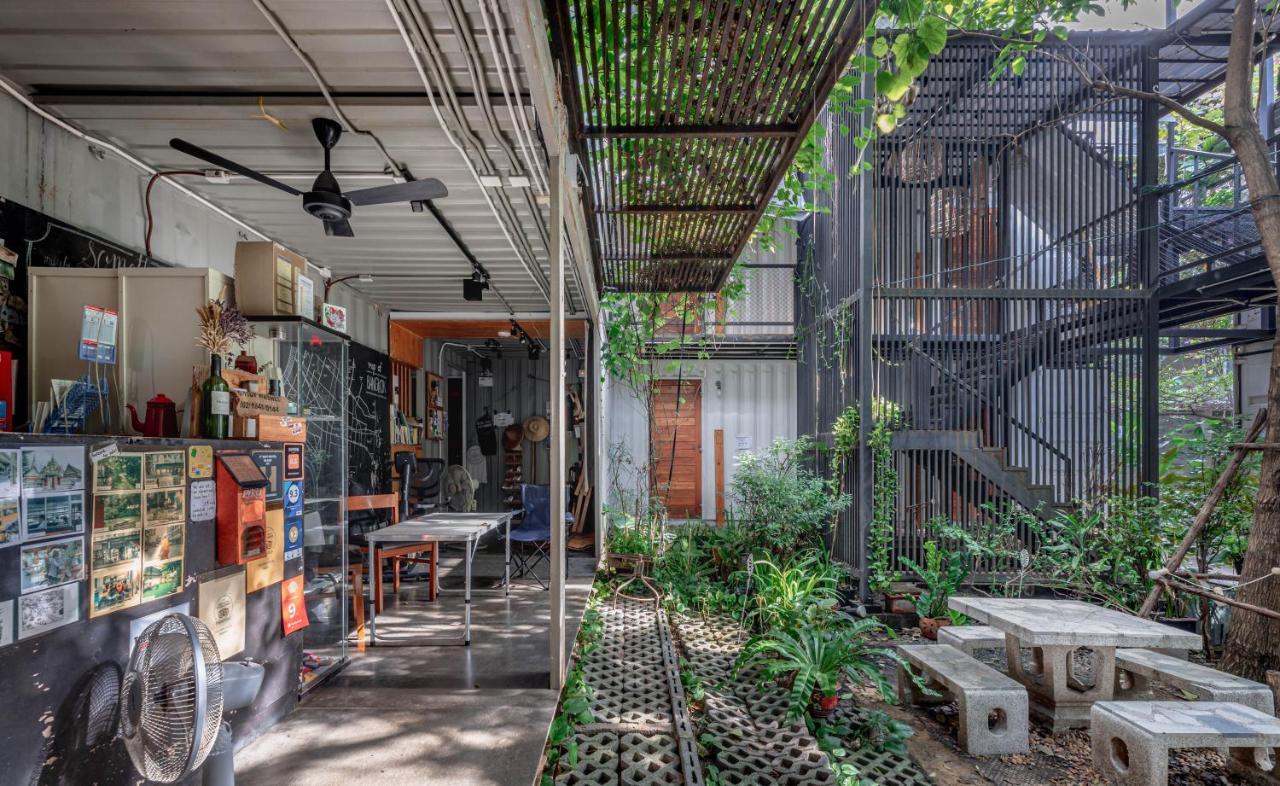 The Yard Albergue Banguecoque